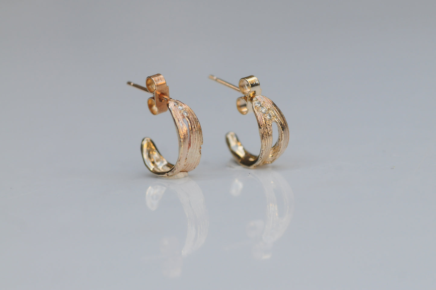 Diamond Meadow Huggies image 0