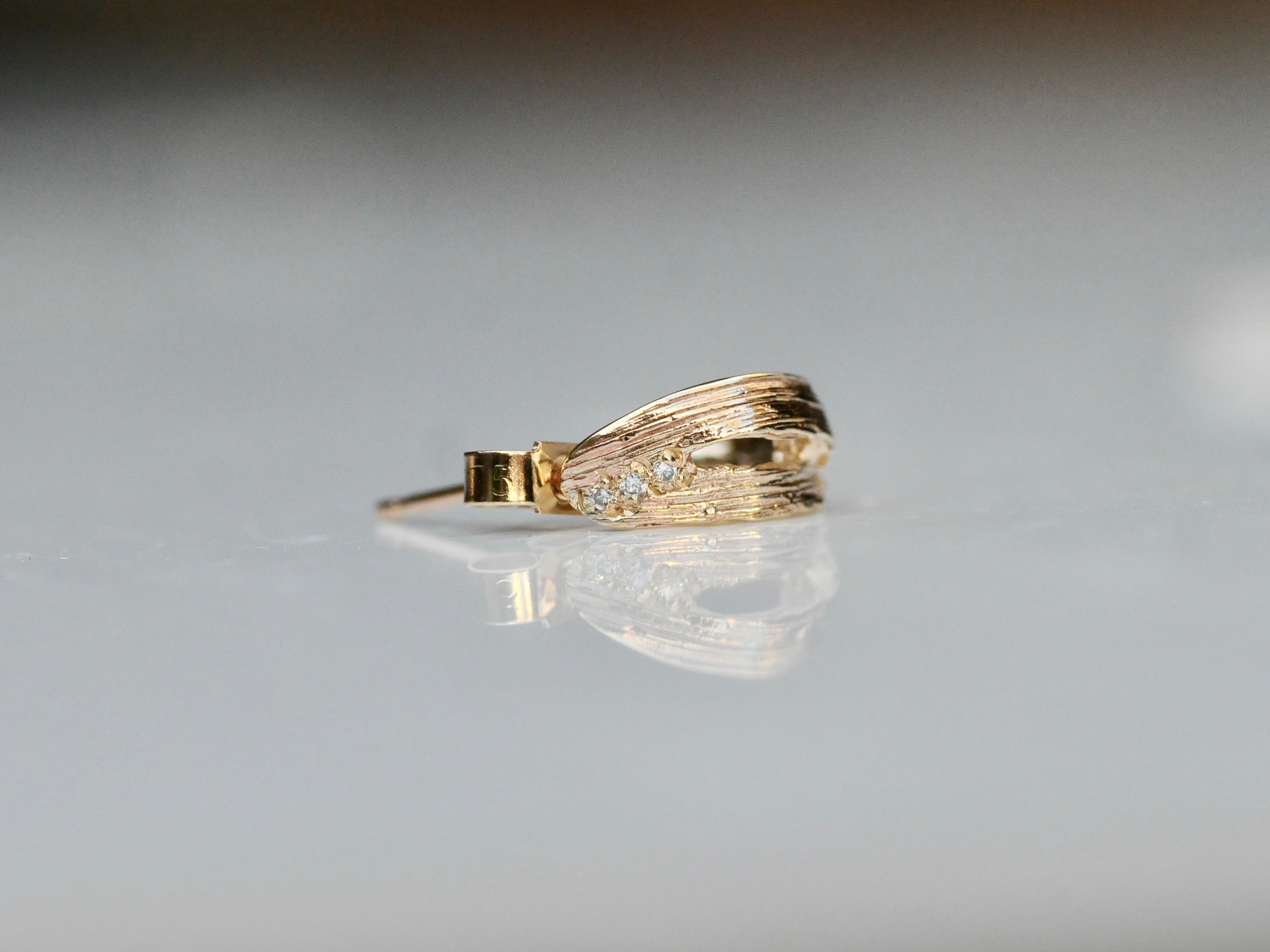 Diamond Meadow Huggies image 3