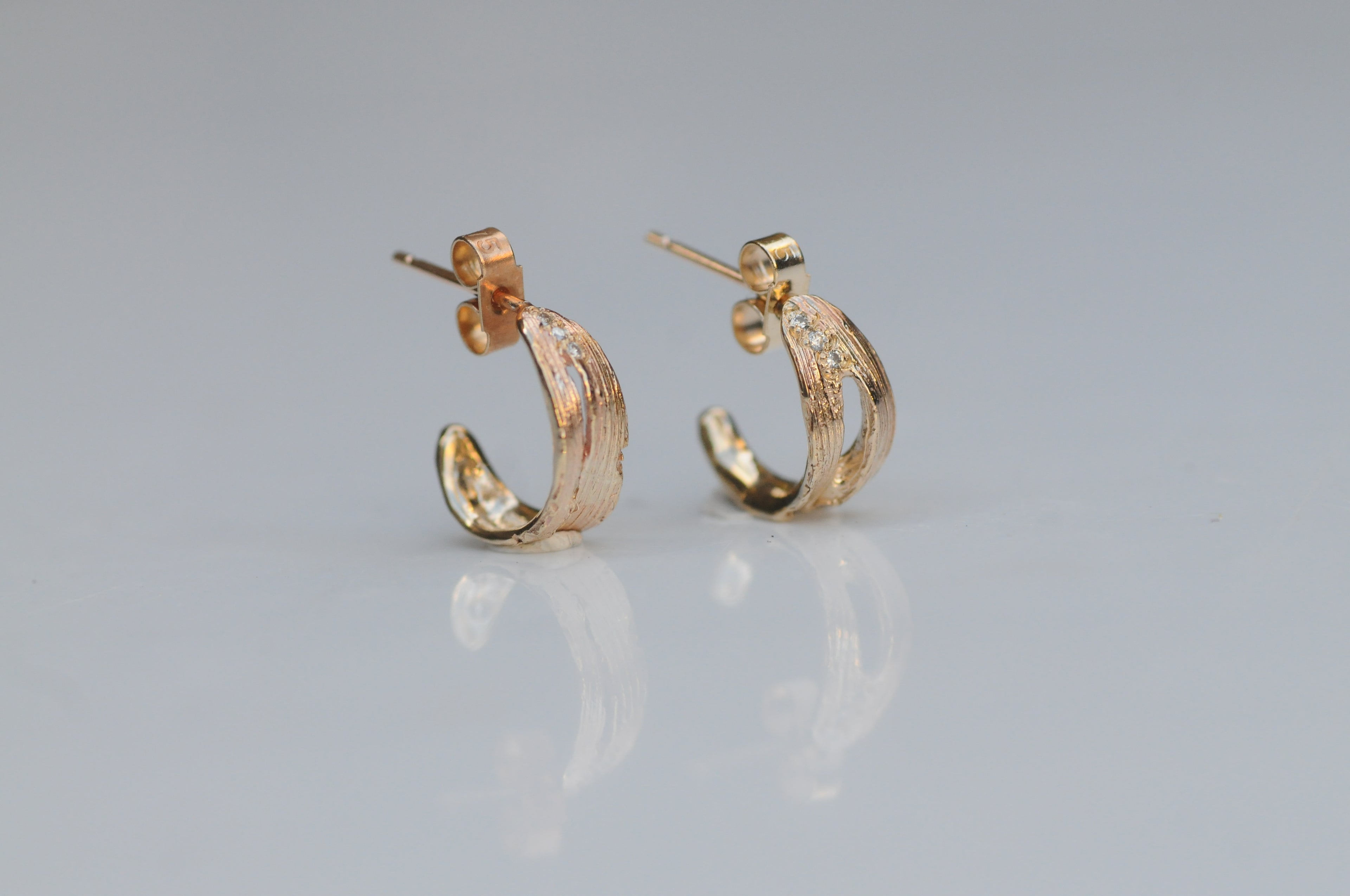 Diamond Meadow Huggies image 0